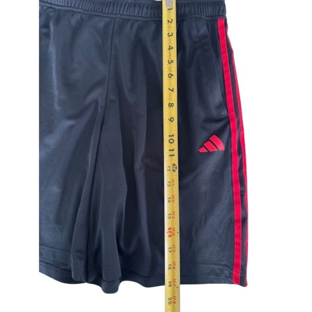 Adidas Mens Athletic Shorts Gray Red‎ Stripes Logo AEROREADY Size L